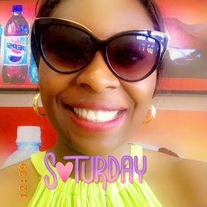 Meet your Posher, Sarah